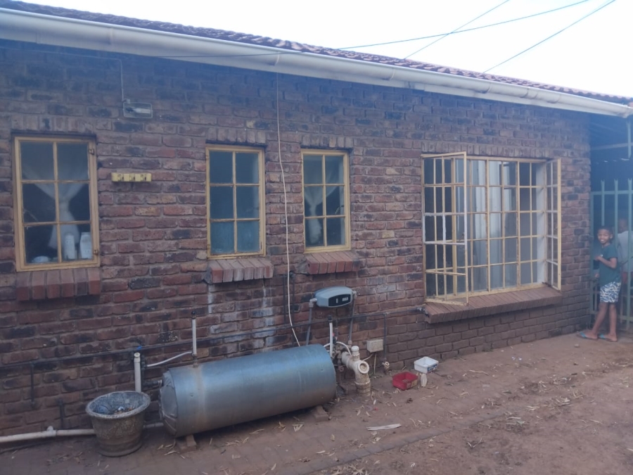 3 Bedroom Property for Sale in Aliwal North Eastern Cape